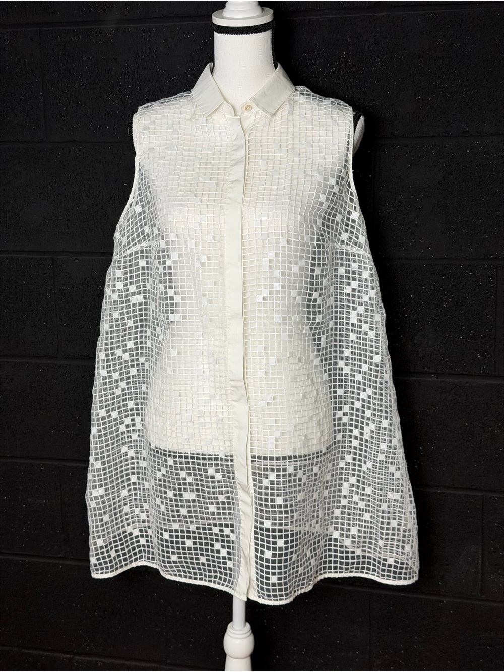 Stunning Akris Sheer White Mosaic Grid Button-Up Couture Style Top - EUC 12